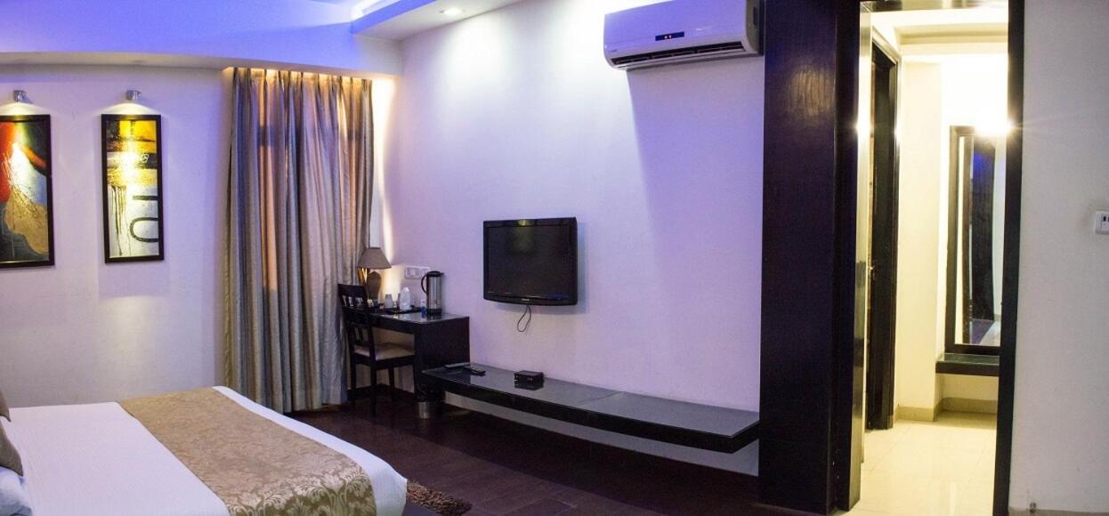 Hotel Anand Castle Kashipur Exterior photo